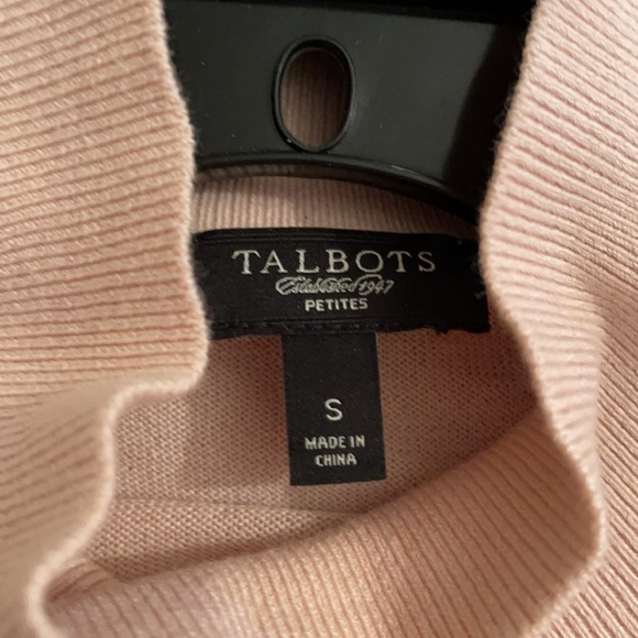 đź’•Talbots Sweaterđź’• - Picture 3 of 4